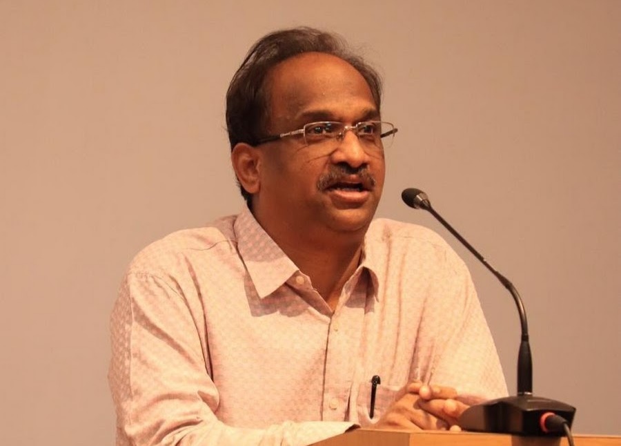 BREAKING: ప్రొ.నాగేశ్వర్‌పై కేేసు నమోదు