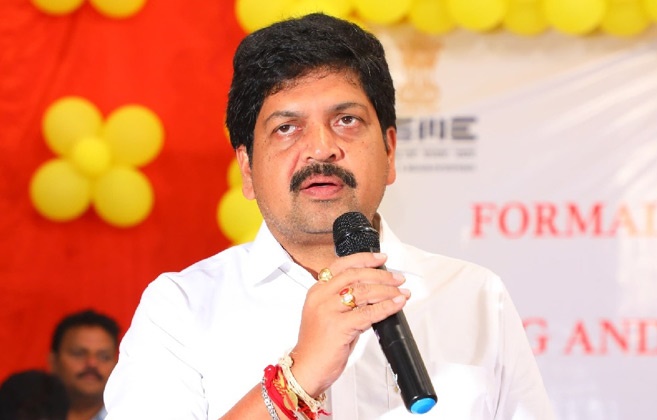 నేడు కర్నూలు జిల్లాలో కొల్లు రవీంద్ర పర్యటన