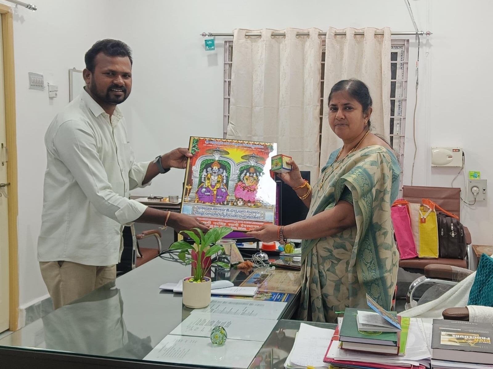 ‘పేదలకు ఉచిత న్యాయ సహాయం అందేలా కృషి చేస్తా’