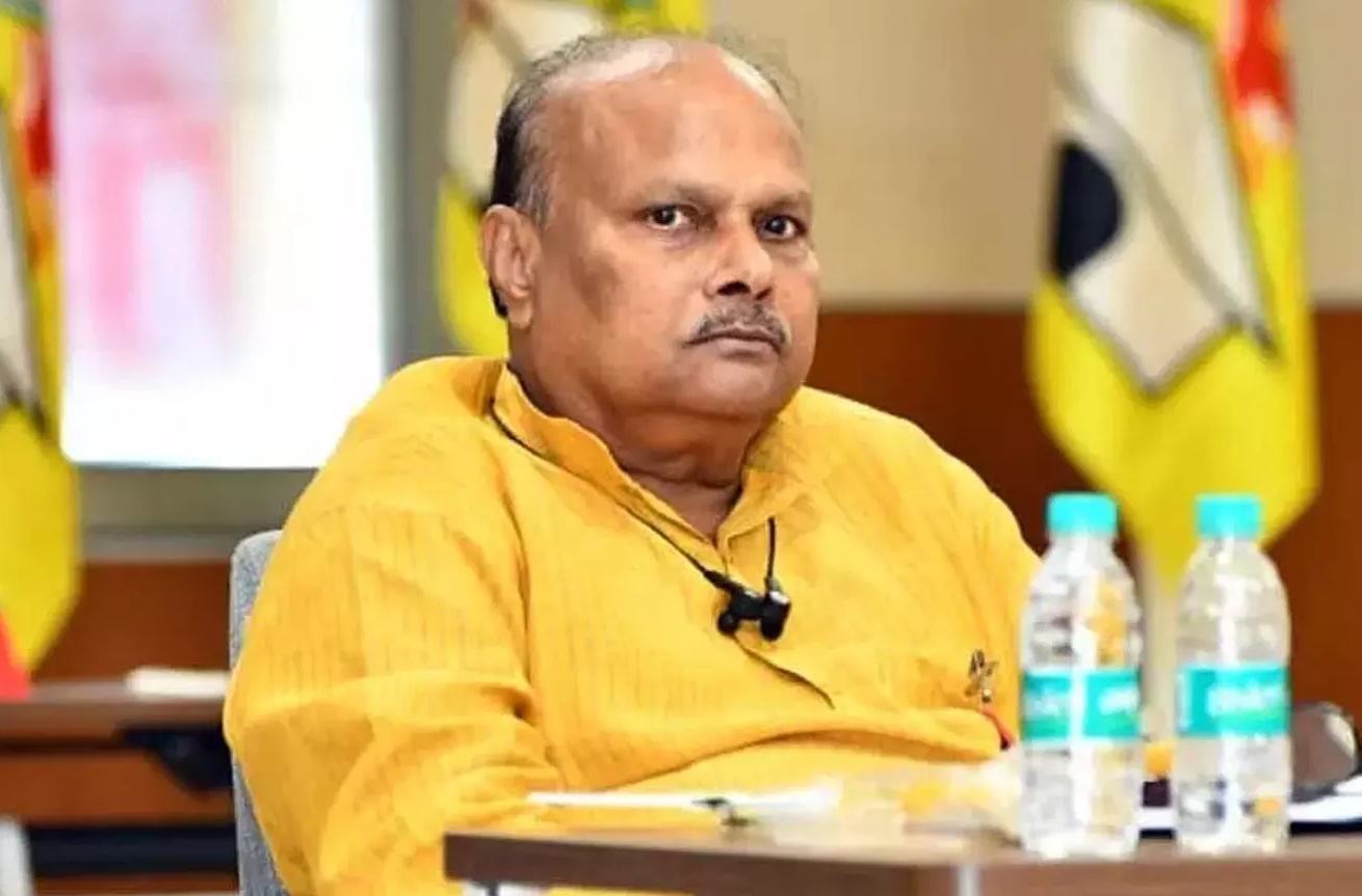 ఫ్యాక్షనిజం మొదలుపెట్టిందే జగన్ తాత: యనమల