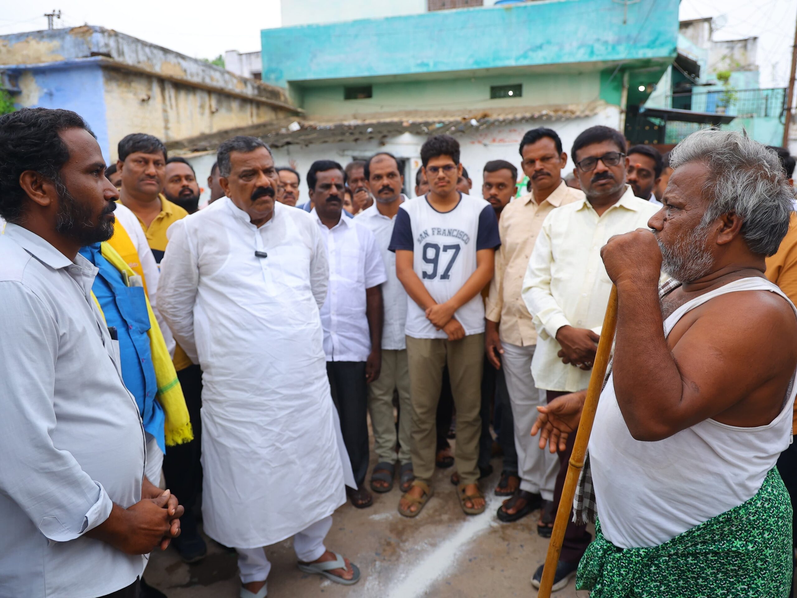 6వ వార్డును సందర్శించిన డోన్ ఎమ్మెల్యే