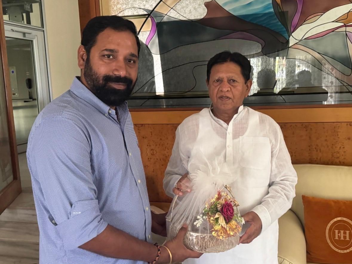 ప్రభుత్వ సలహాదారును కలిసిన అశ్విన్ రెడ్డి