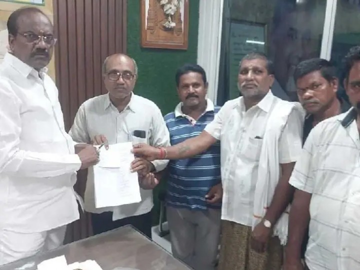 ప్రజా సమస్యలపై ఎమ్మెల్యేకి వినతి