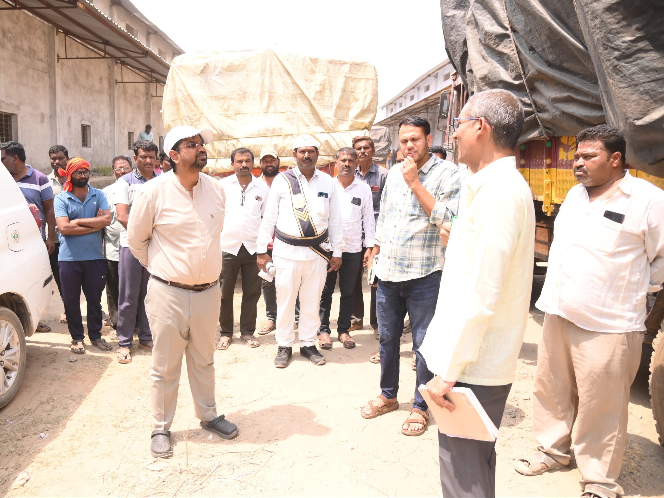 ‘ధాన్యాన్ని వేగంగా దిగుమతి చేసుకోవాలి’