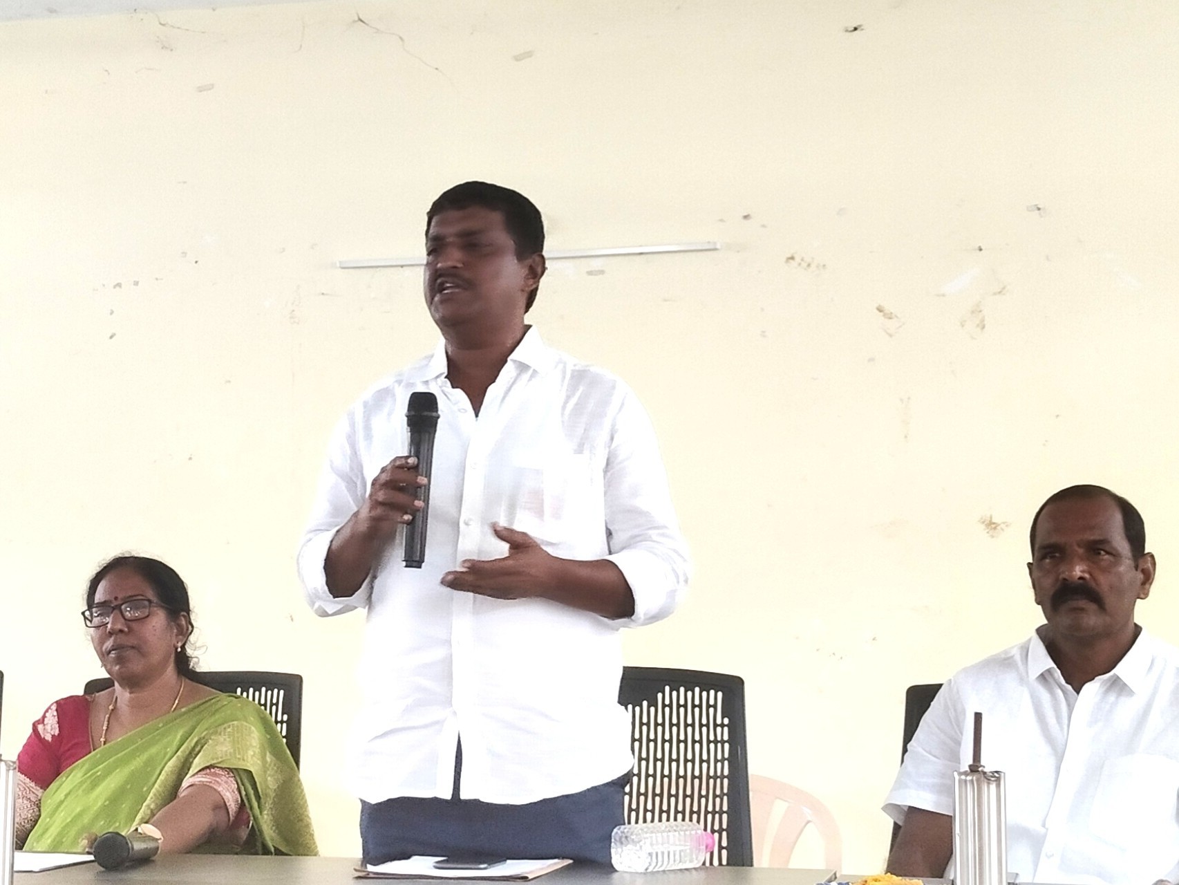 సమస్యల పరిష్కారానికి కృషి: ZPTC