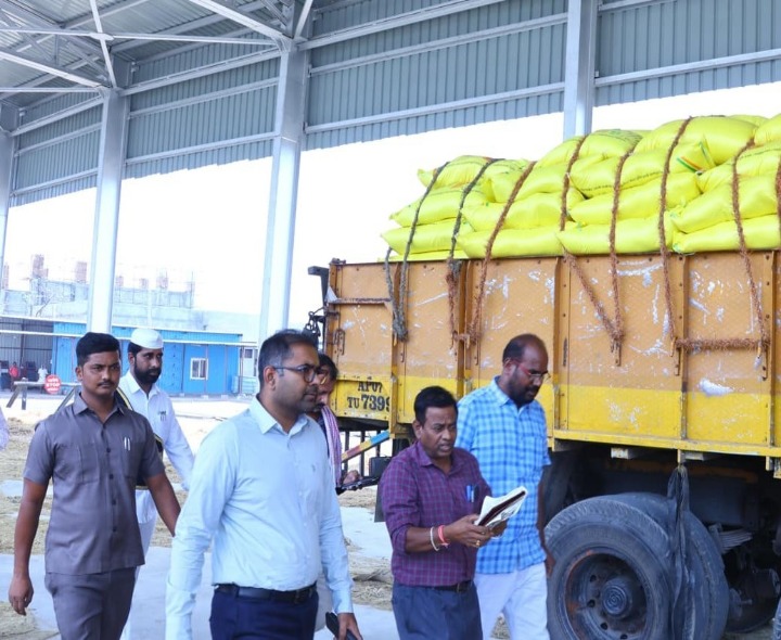 ‘ధాన్యం అన్‌‌‌లోడింగ్ వేగవంతం చేయాలి’