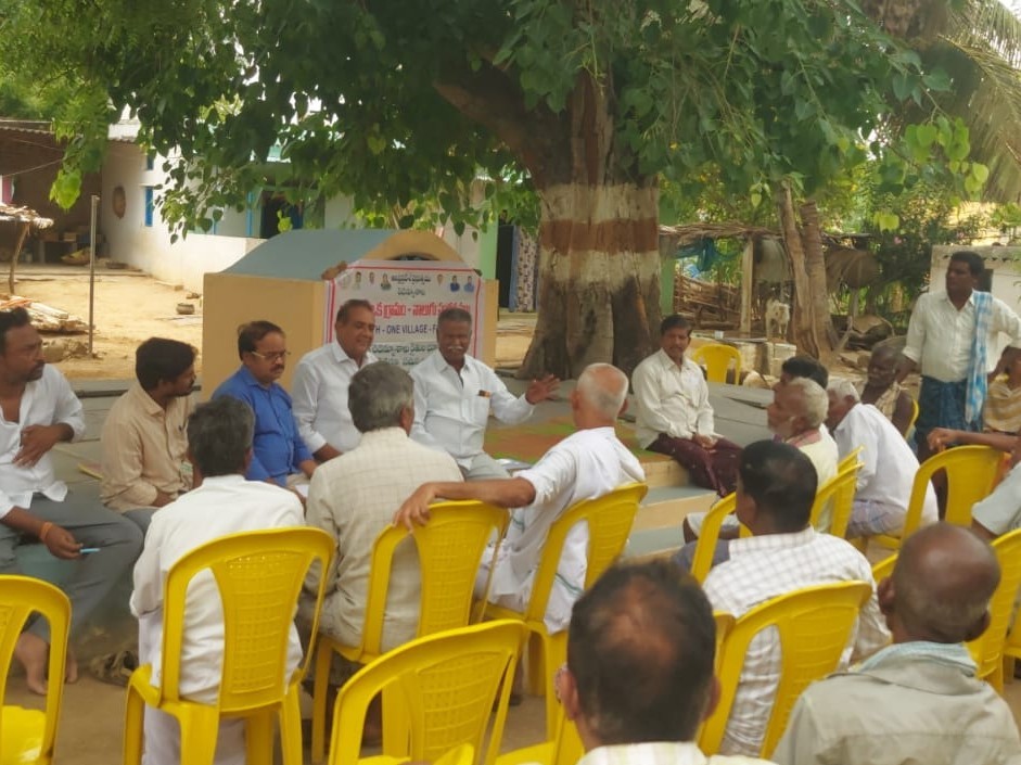 ధనాపురంలో గ్రామ రెవెన్యూ సదస్సు