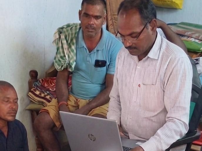 ‘కార్మిక శాఖ గుర్తింపు కార్డులు ఉండాలి’