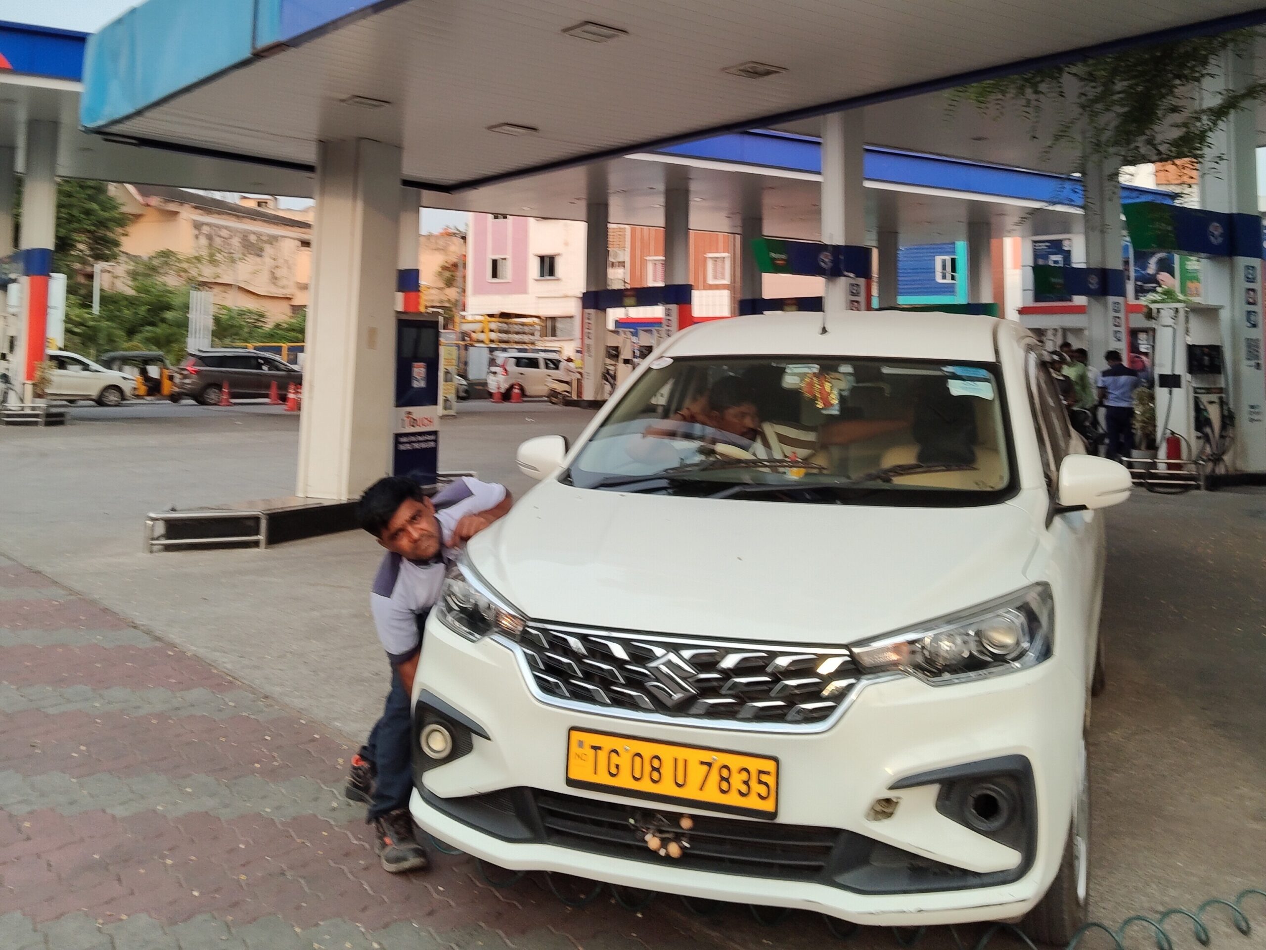 నేడు పెట్రోల్, డీజిల్, CNG ధరలు ఇలా..!
