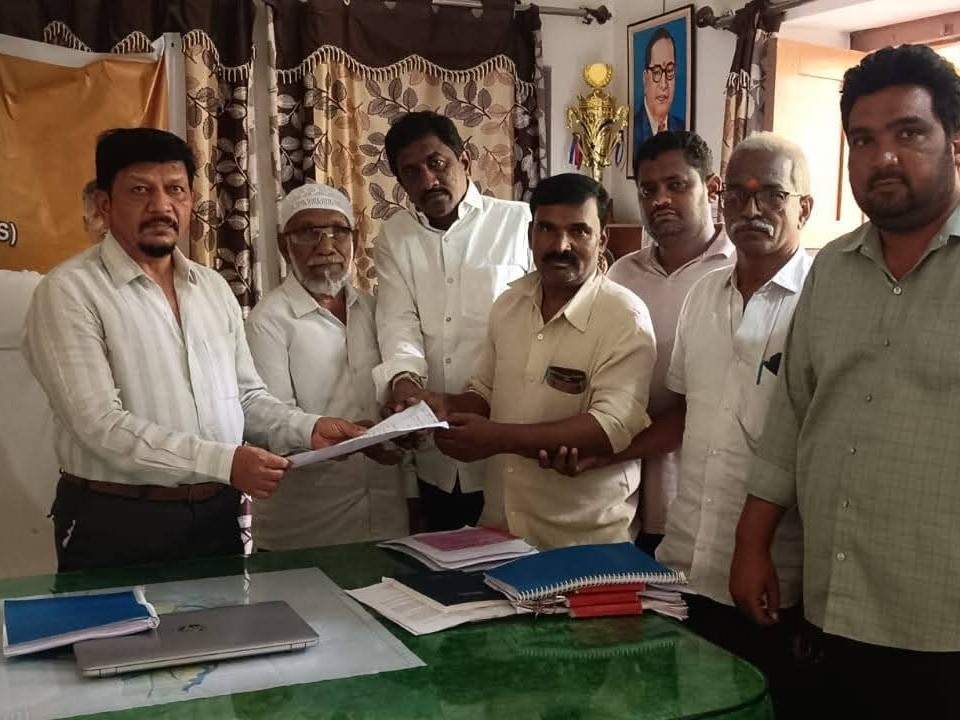 గందరగోళంగా వార్డుల పునర్విభజన: వైసీపీ