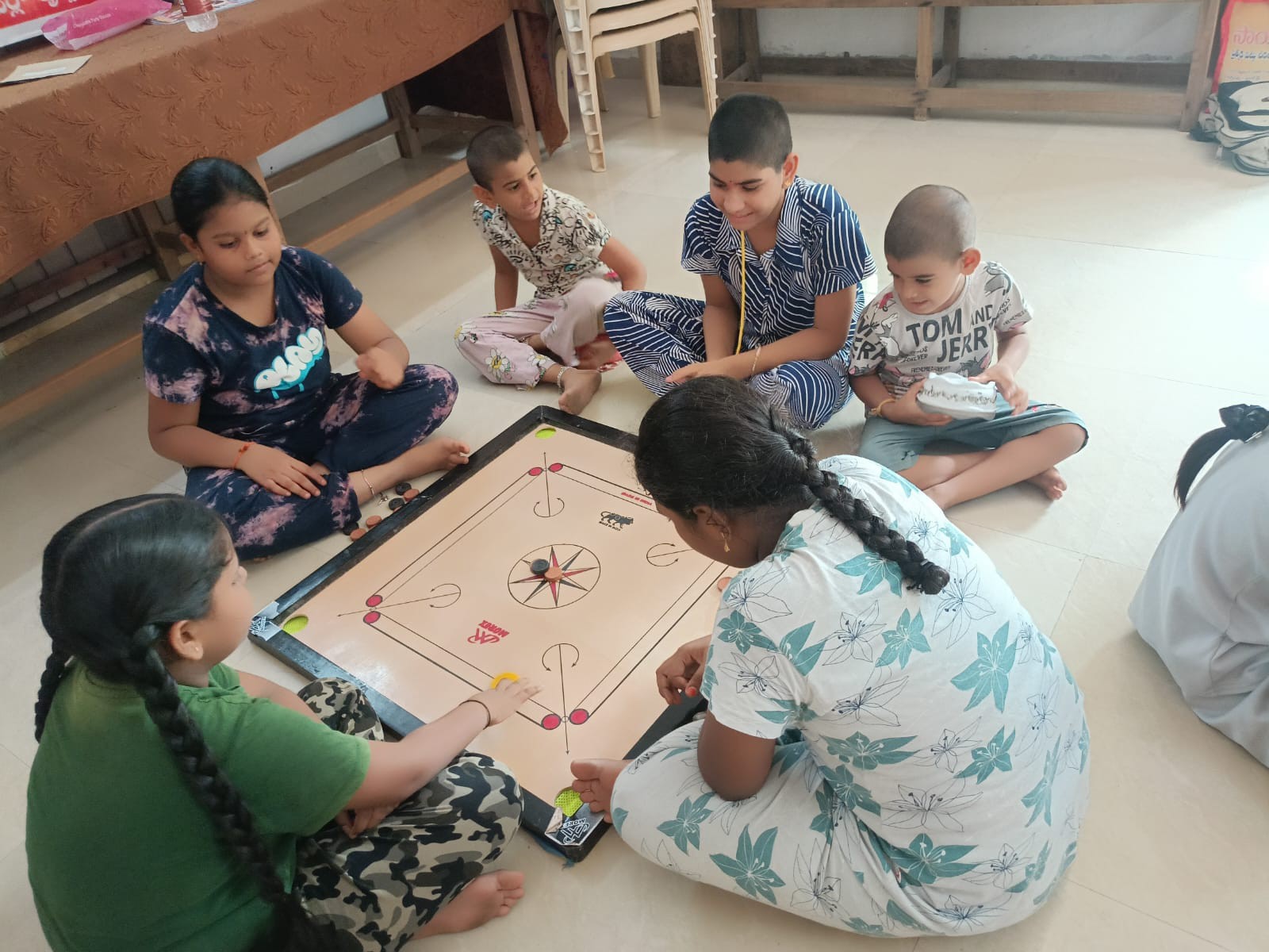 వినోదాన్ని పంచుతున్న వేసవి విజ్ఞాన శిబిరం