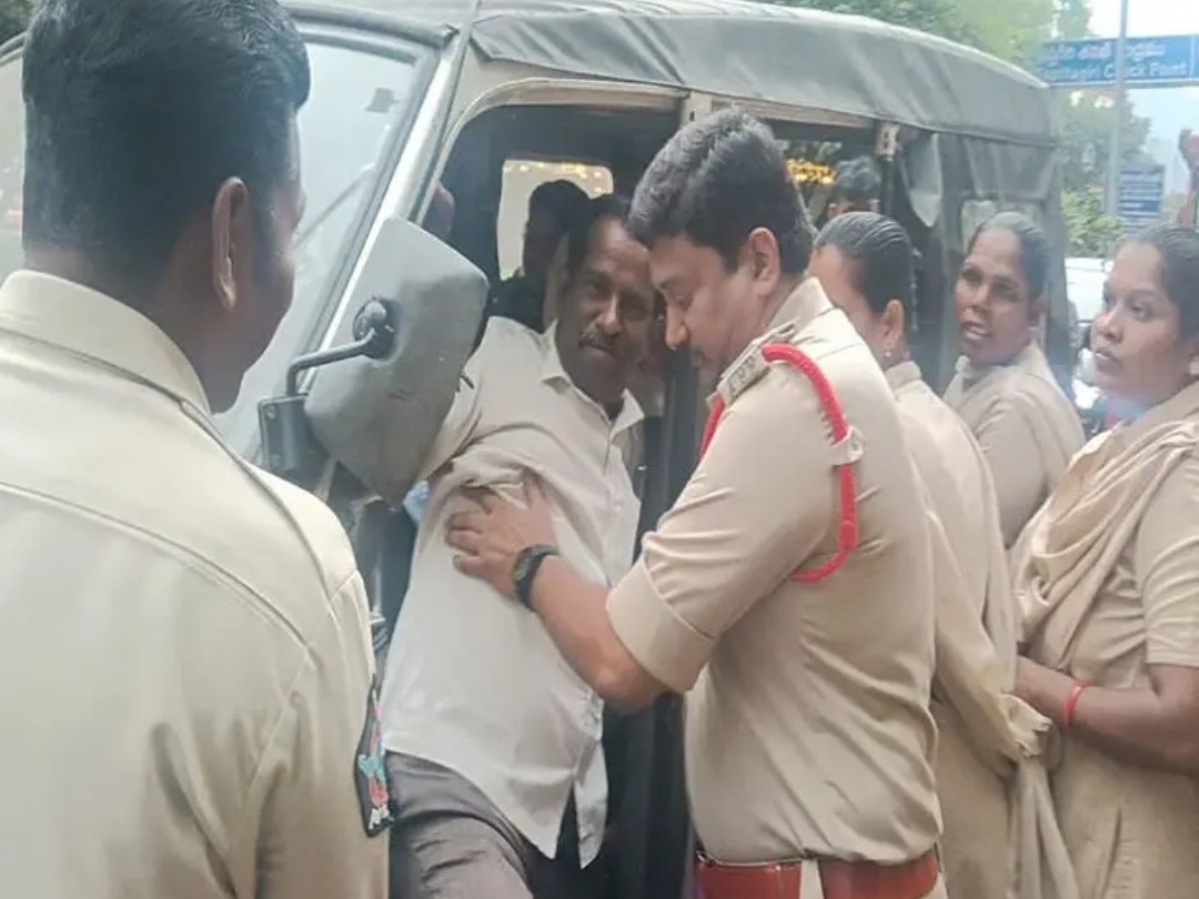 అలిపిరి వద్ద స్వల్ప ఉద్రిక్తత