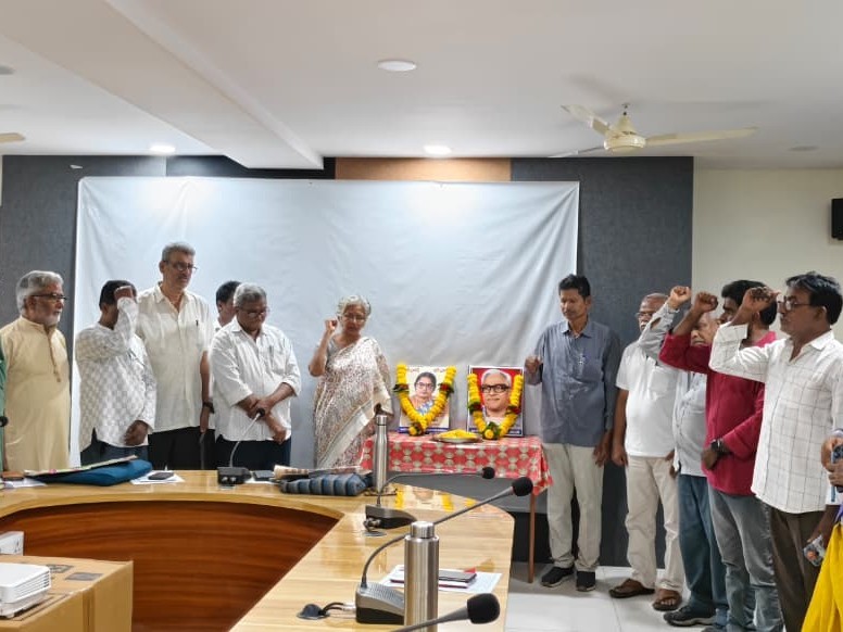 కార్మిక నేత పర్సా సత్యనారాయణకు ఘన నివాళి