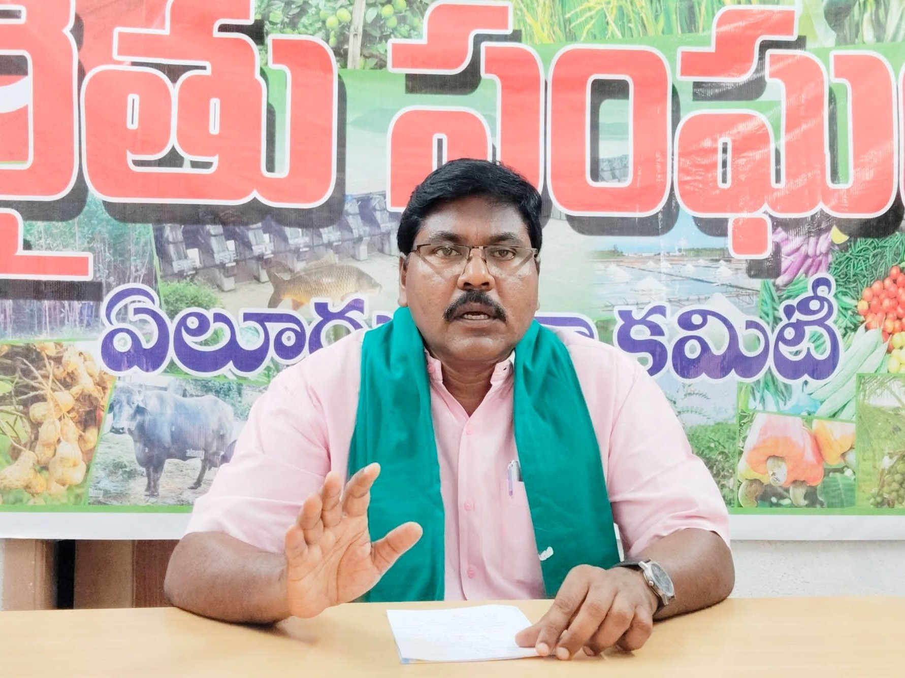‘రొయ్యలకు గిట్టుబాటు ధరలు కల్పించాలి’