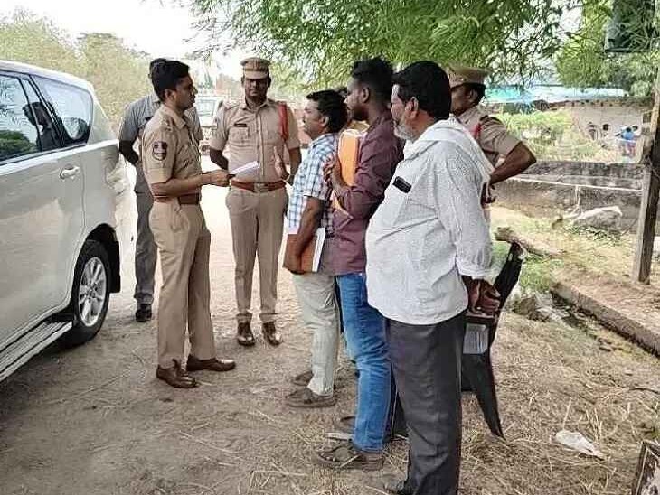పశువుల సంతను పరిశీలించిన డీసీపీ