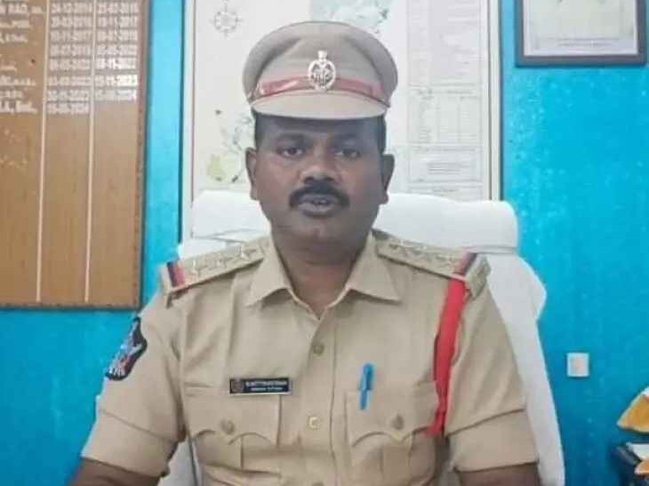 అప్పుల బాధతో వ్యక్తి ఆత్మహత్య: సీఐ