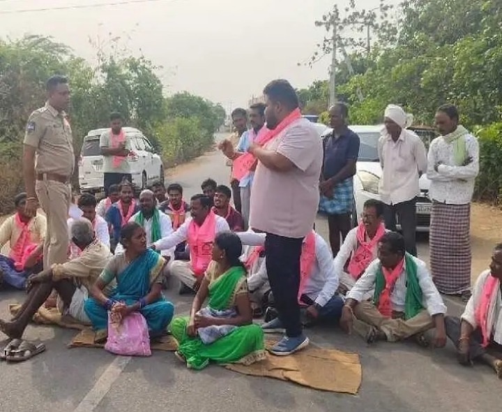 ధాన్యం కొనుగోళ్లు నత్తనడకన.. రైతుల ఆగ్రహం