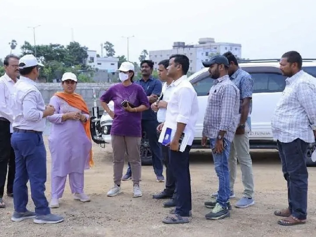 ఉర్సు చెరువు బండ్ పనులు వేగవంతం చేయాలి: కలెక్టర్లు