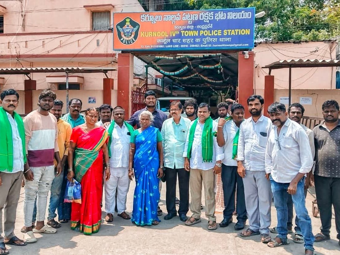 శంకర్ మృతి ఘటనపై ఎస్సై సస్పెన్షన్‌‌కు డిమాండ్