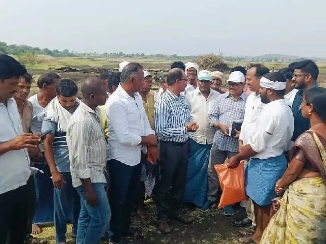 పూడికతీత పనులను పరిశీలించిన డీఆర్డీవో పీడీ