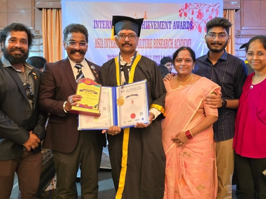 నాయుడుపేట యువకునికి గౌరవ డాక్టరేట్
