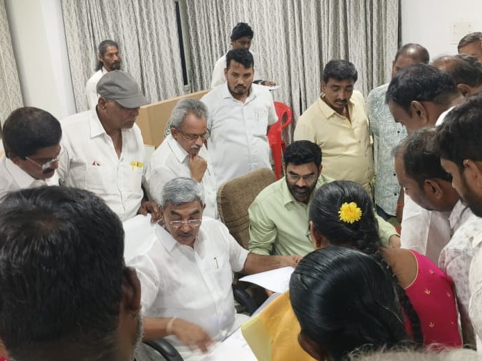వార్డుల పునర్విభజనపై ఎమ్మెల్సీ ఆలపాటి సూచనలు