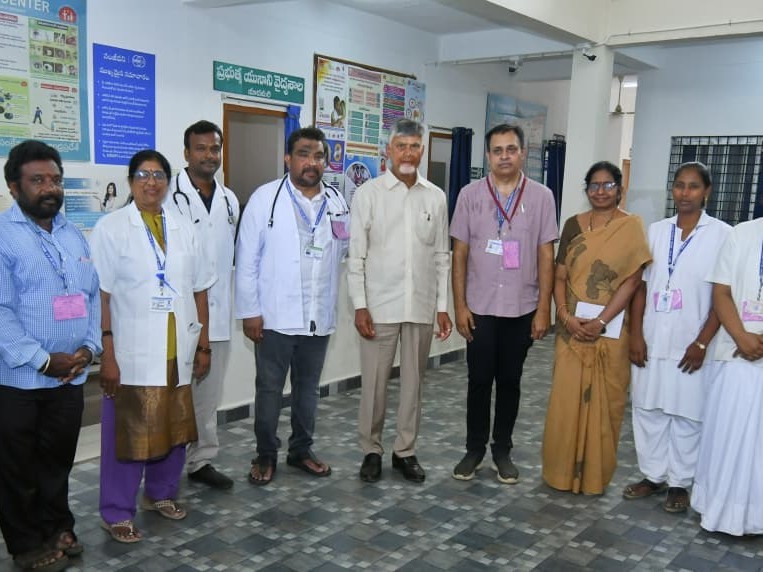 సంజీవని సేవలను పరిశీలించిన సీఎం చంద్రబాబు