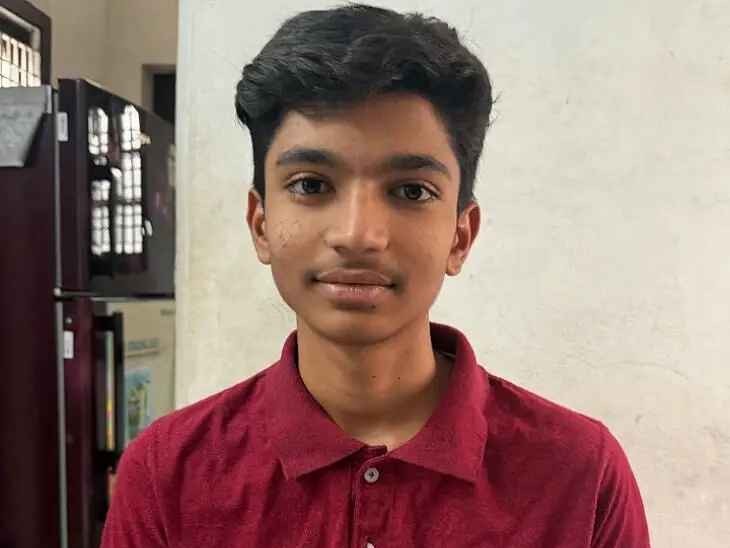 పాలిసెట్ ఫలితాలలో మెరిసిన ఆటో డ్రైవర్ కొడుకు