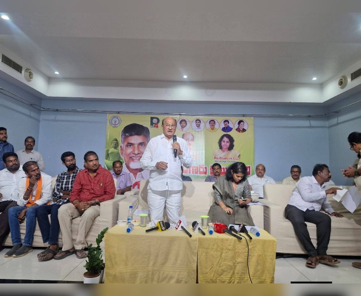 34 కుటుంబాల దత్తత కడియం మండలానికే ఘనత: MLA