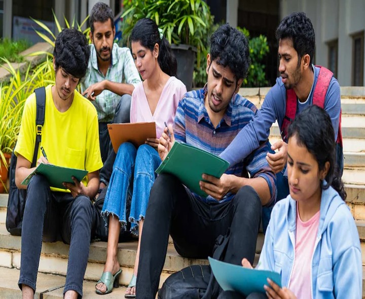 పాలిసెట్.. 13 మందికి 120 మార్కులు