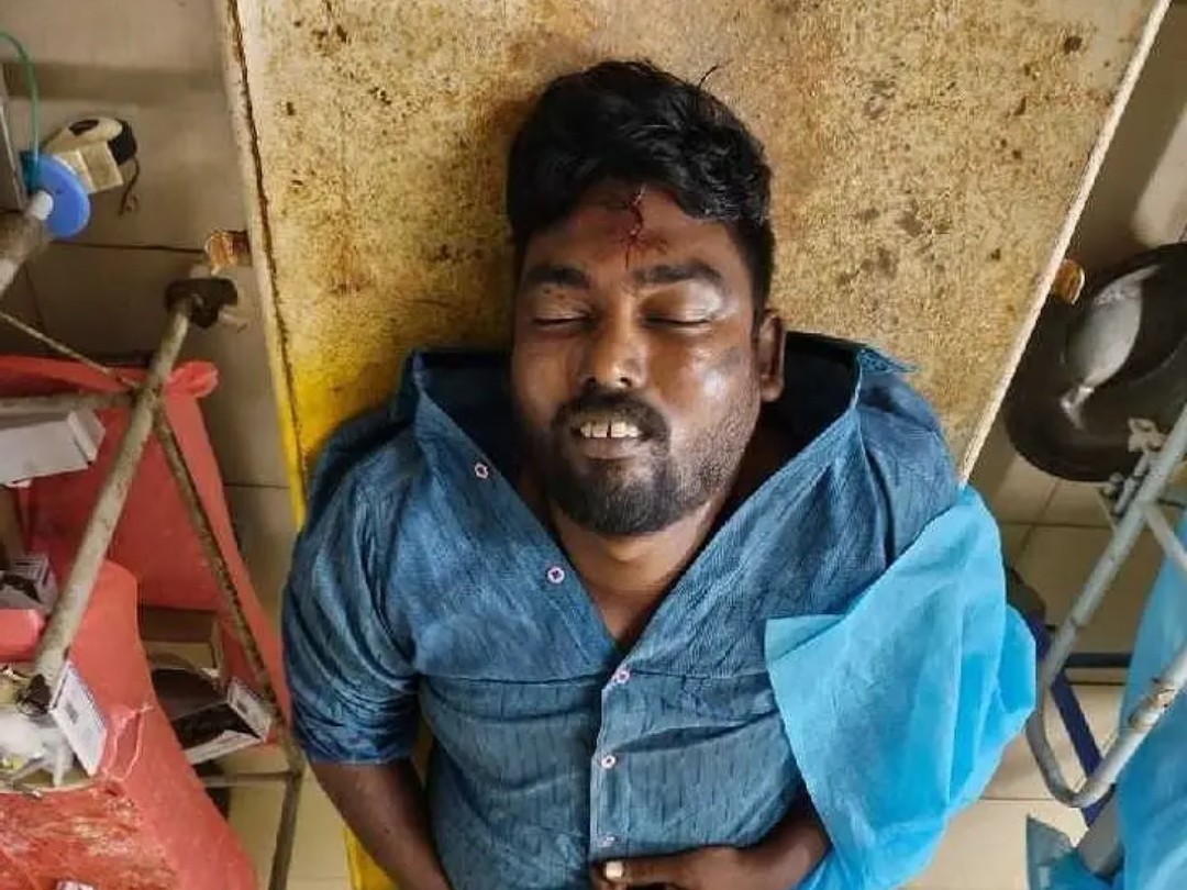 హైవే పై  రోడ్డు ప్రమాదం డ్రైవర్  మృతి