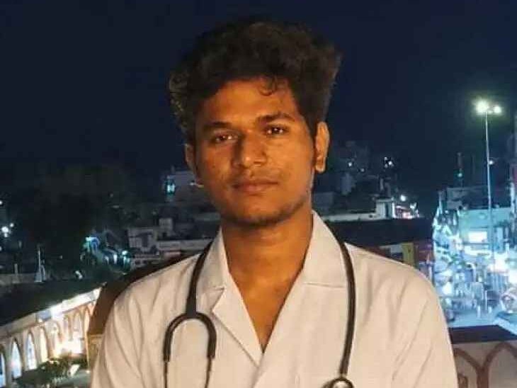 తండ్రి లారీ డ్రైవర్.. కుమారుడు డాక్టర్