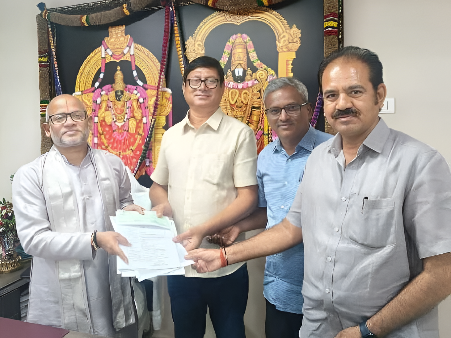 అన్నప్రసాదం ట్రస్ట్‌కు భారీగా విరాళాలు