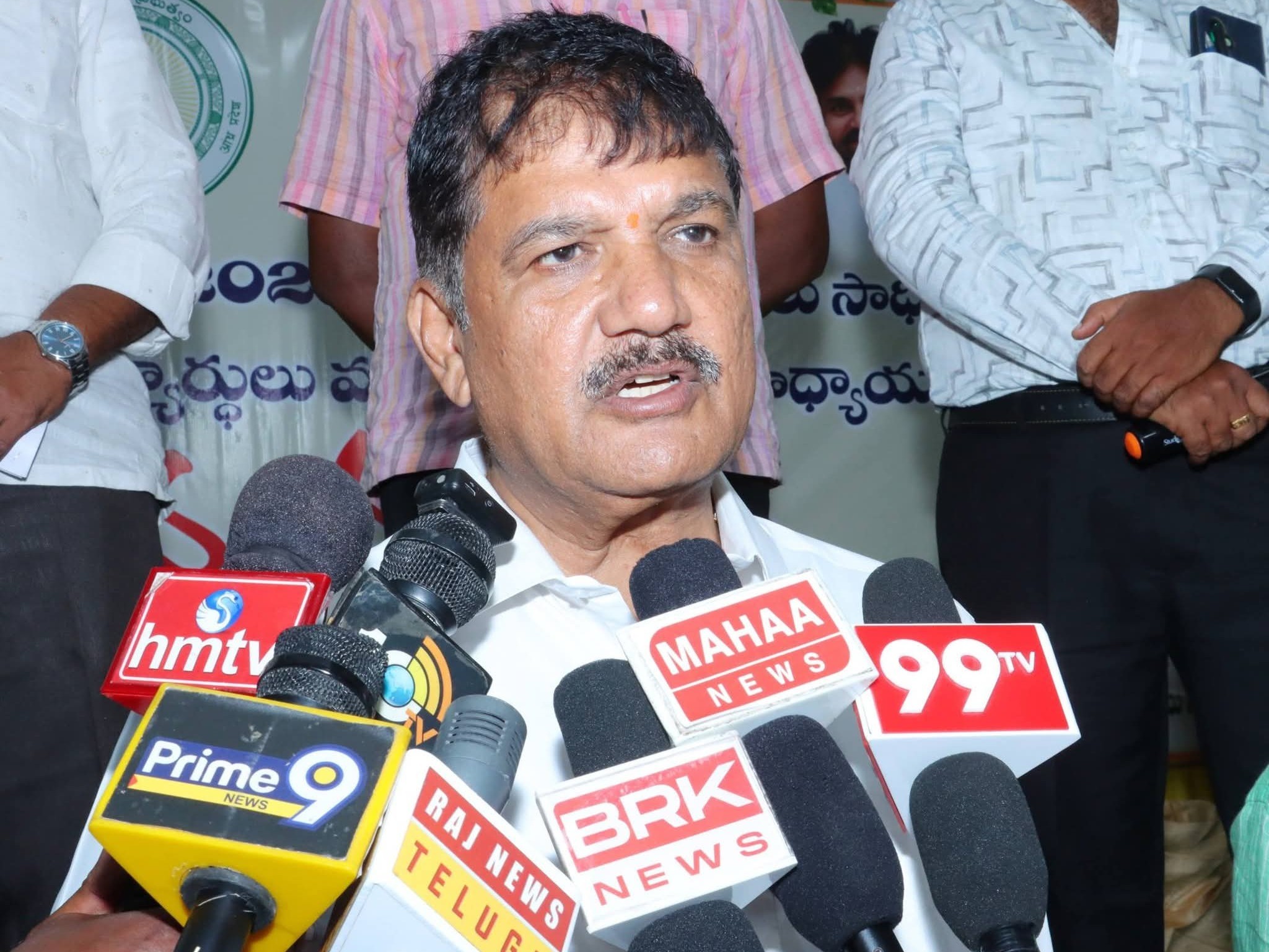 వైసీపీపై ఎమ్మెల్యే ఘాటు విమర్శలు..!