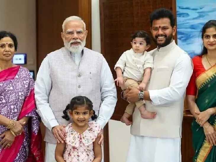 ‘మీ కుమారుడిని చూసి గర్వించండి’
