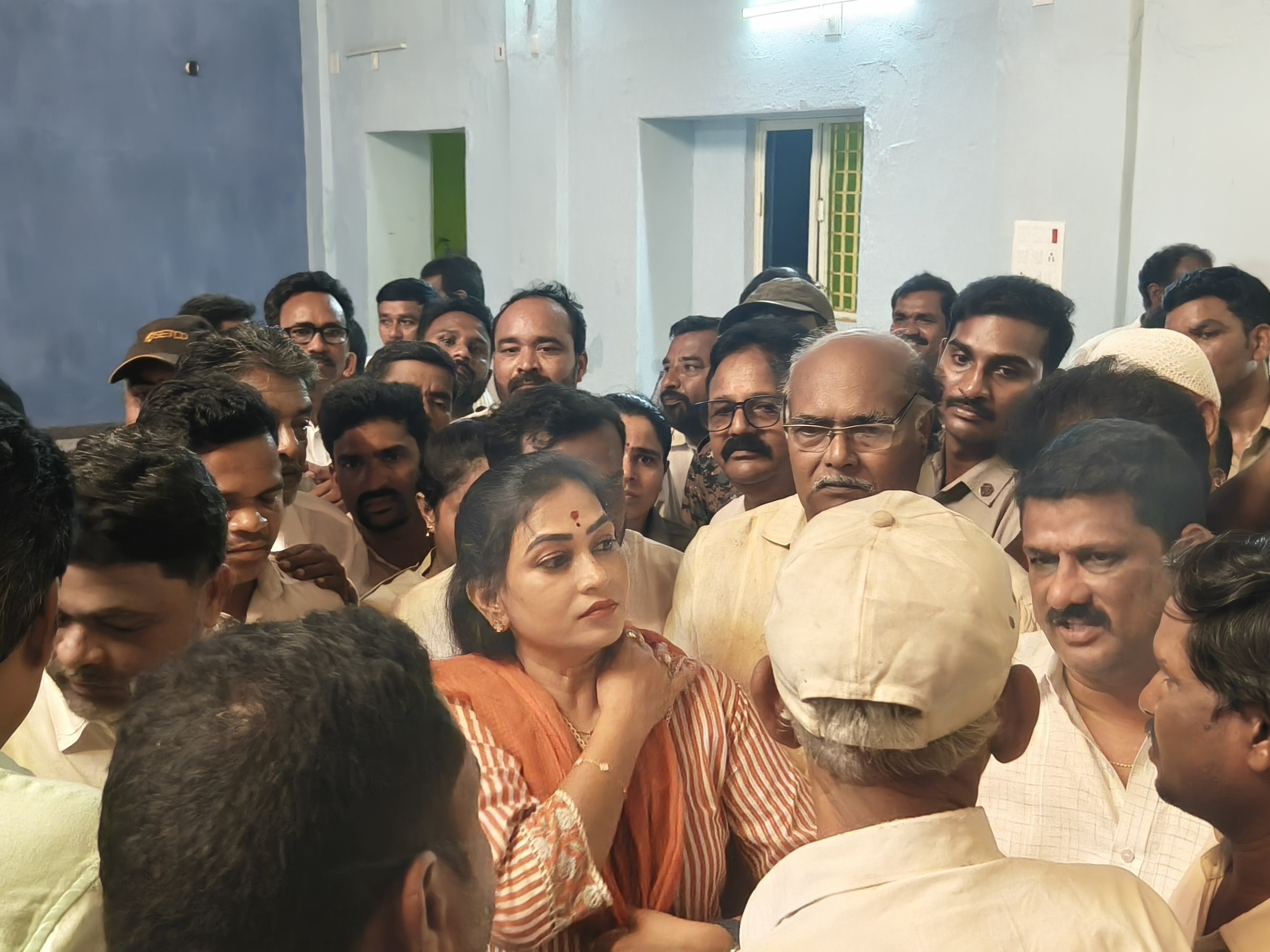 ‘పండగ వాతావరణంలో మహానాడు జరుపుకోవాలని’