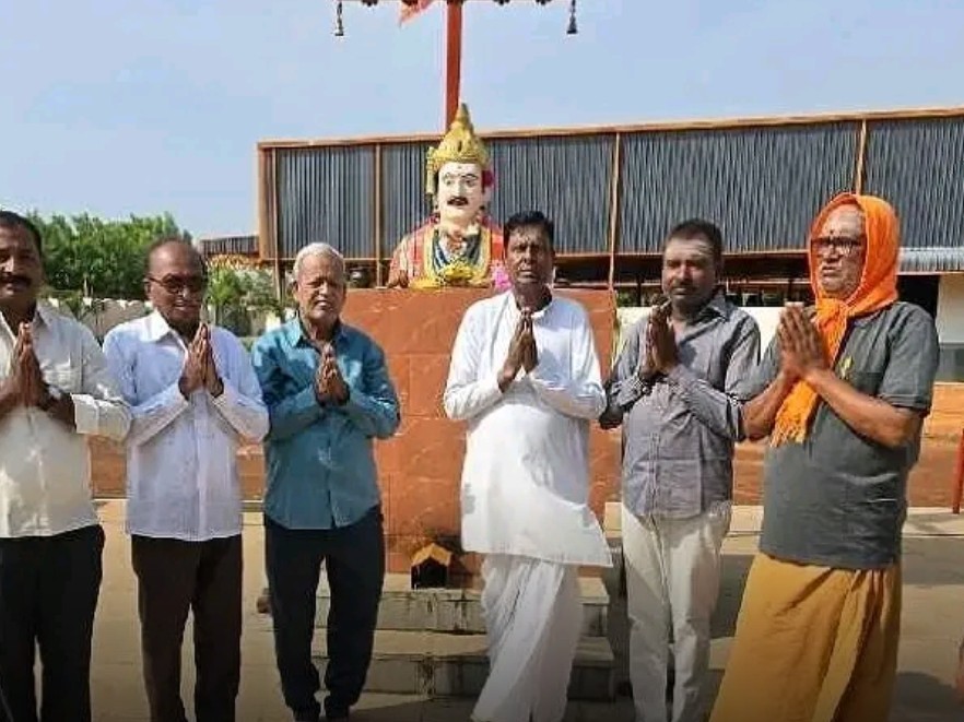 బసవేశ్వరుడి మార్గం ఆదర్శనీయం: దయానంద స్వామి