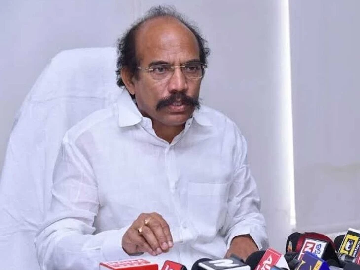 సీఐపై అనుచిత వ్యాఖ్యలు.. ఎస్సీ కమిషన్ ఫైర్!