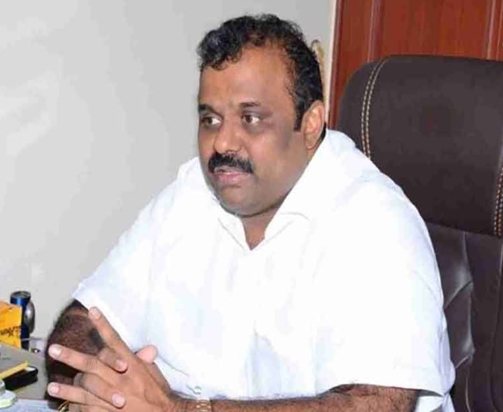 త్వరలోనే సమస్యలు పరిష్కరిస్తాం: మంత్రి అనగాని