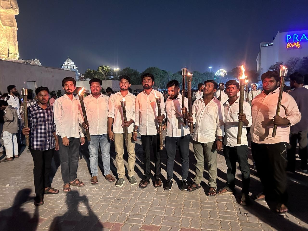 NSUI ఆధ్వర్యంలో మషాల్ జులూస్ కార్యక్రమం