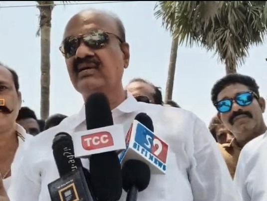 కాలువలు ఆక్రమిస్తే తవ్వేస్తాం: MLA బొలిశెట్టి