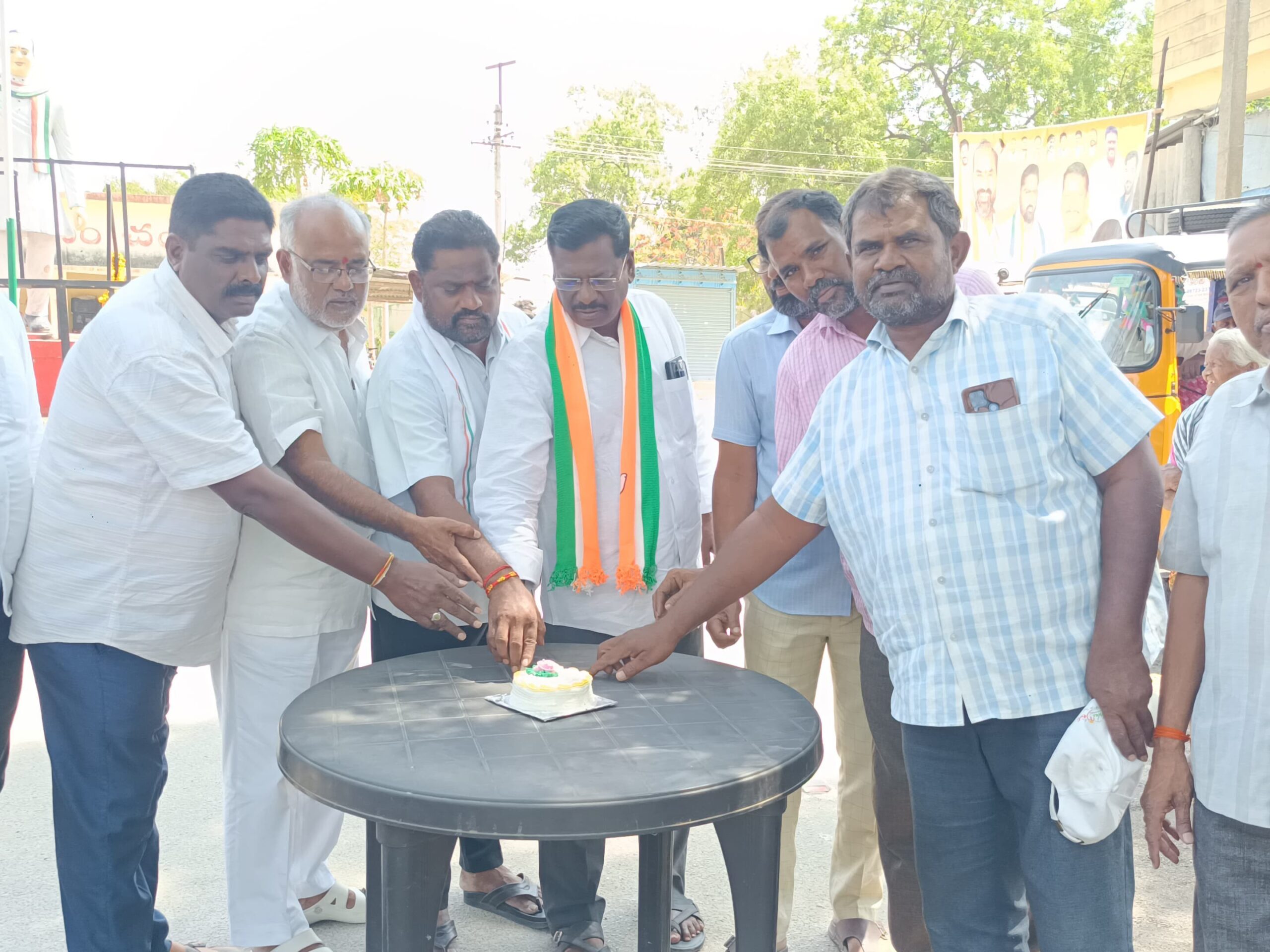 ఘనంగా టీపీసీసీ అధ్యక్షుడు జన్మదిన వేడుకలు