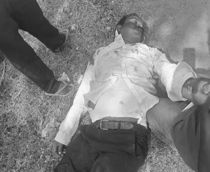 విద్యుత్ స్తంభాన్ని ఢీకొని వ్యక్తి మృతి