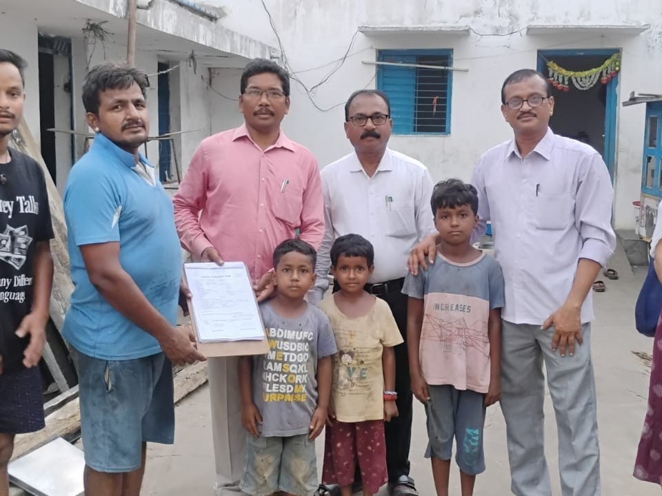 చాపర గ్రామంలో ఎన్రోల్మెంట్ డ్రైవ్