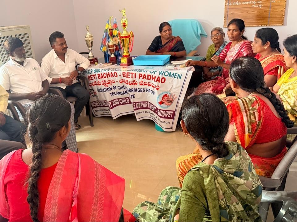 మహిళలు, బాలికల సంక్షేమపై అవగాహన సదస్సు