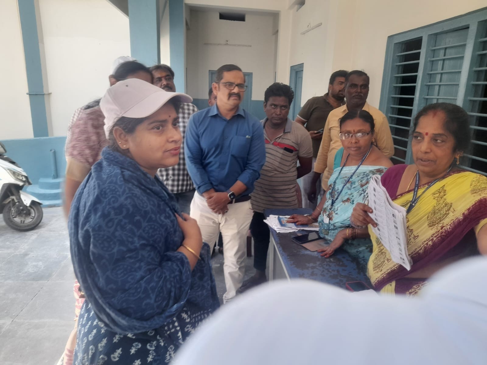 ఓటర్ మ్యాపింగ్ పెంపుపై కలెక్టర్ ప్రత్యేక క్యాంపెయిన్