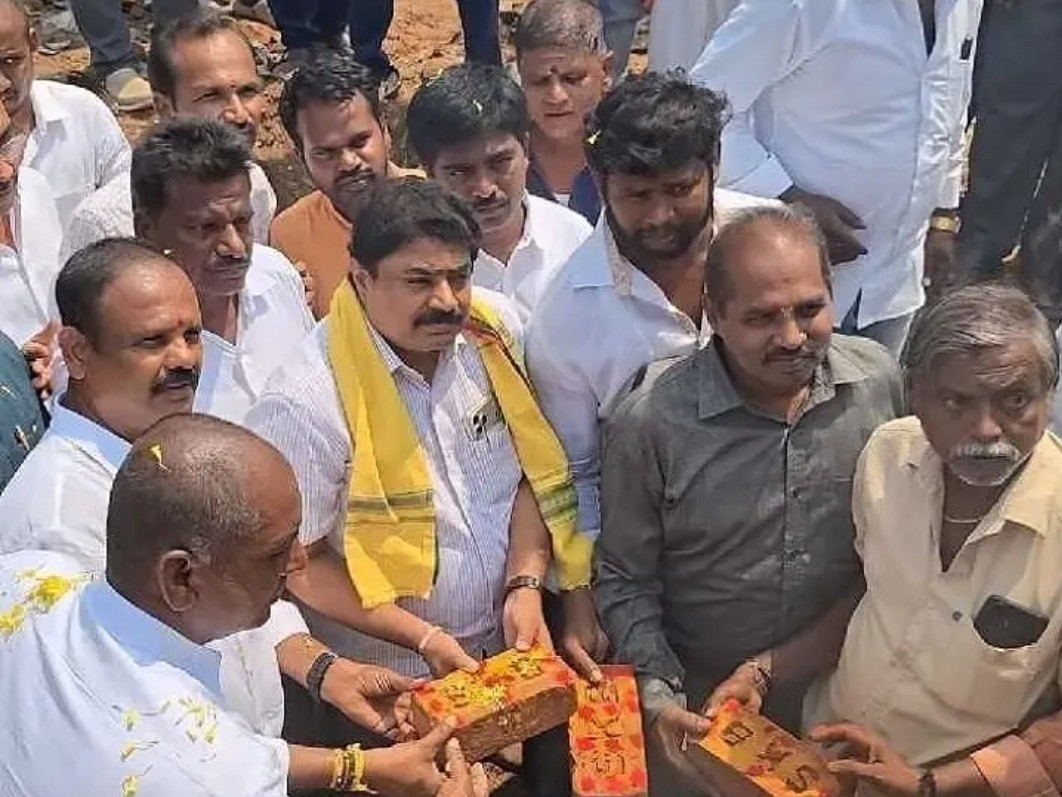 కేవీబీ పురంలో ఎన్టీఆర్ విగ్రహ స్థాపనకు భూమి పూజ