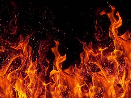 నార్సింగి మూవీ టవర్స్‌లో అగ్నిప్రమాదం