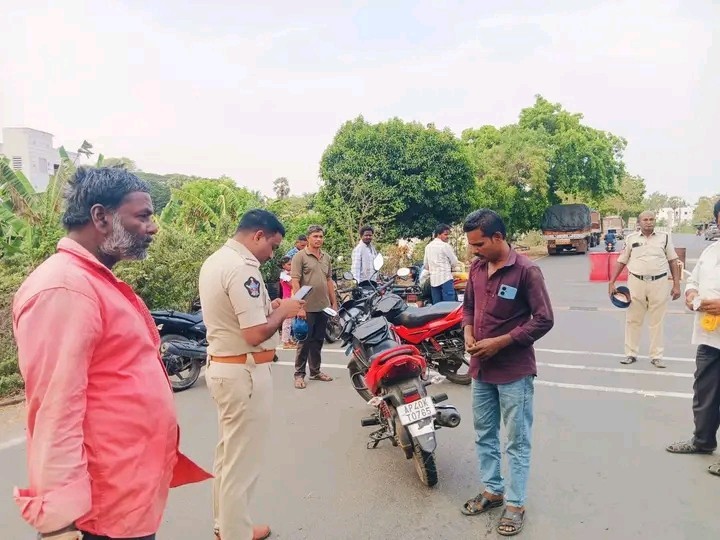రోడ్డు ప్రమాదాల నివారణకు వాహన తనిఖీలు!