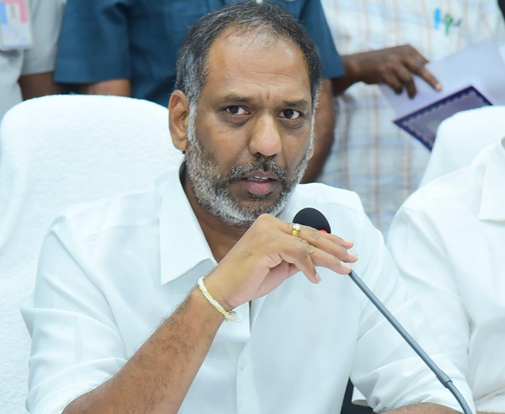 విద్యుత్ పునరుద్ధరణ పనులు చేపట్టాలి: గొట్టిపాటి